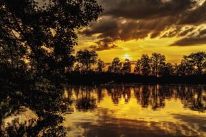sunset-2440669_1920