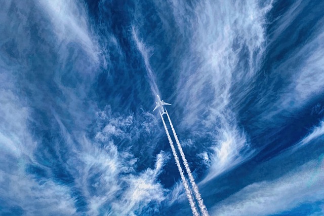 How Fast Does an Airplane Travel? No 1 Complete Guide
